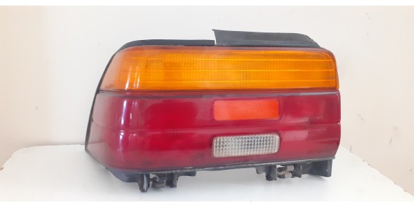 TOYOTA COROLLA SEDAN STOP LAMBASI SOL (93-98) DUYSUZ